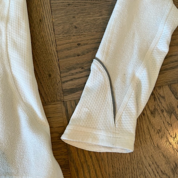 Women’s White The North Face Fleece Sweater - Picture 3 of 6